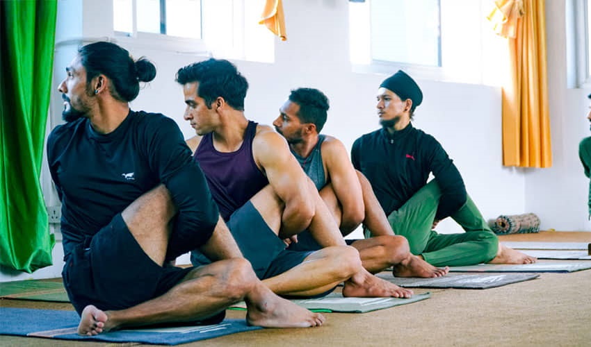 300 hours yoga teacher training in Rishikesh